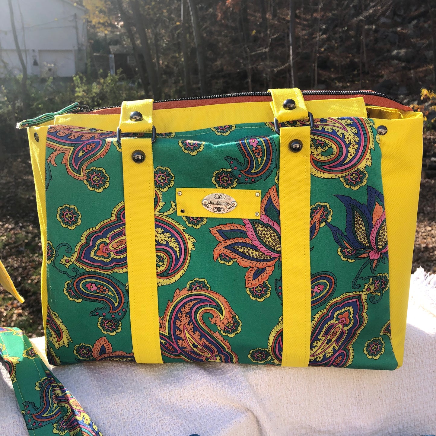 SOLD Shoulder bag.