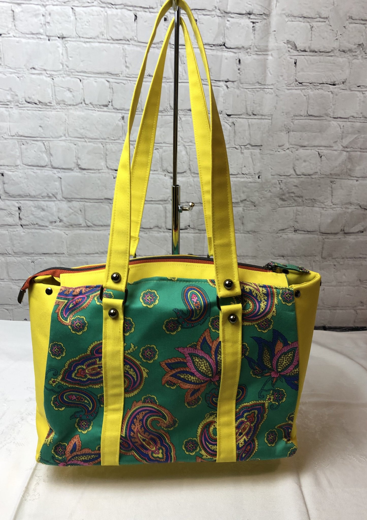 SOLD Shoulder bag.