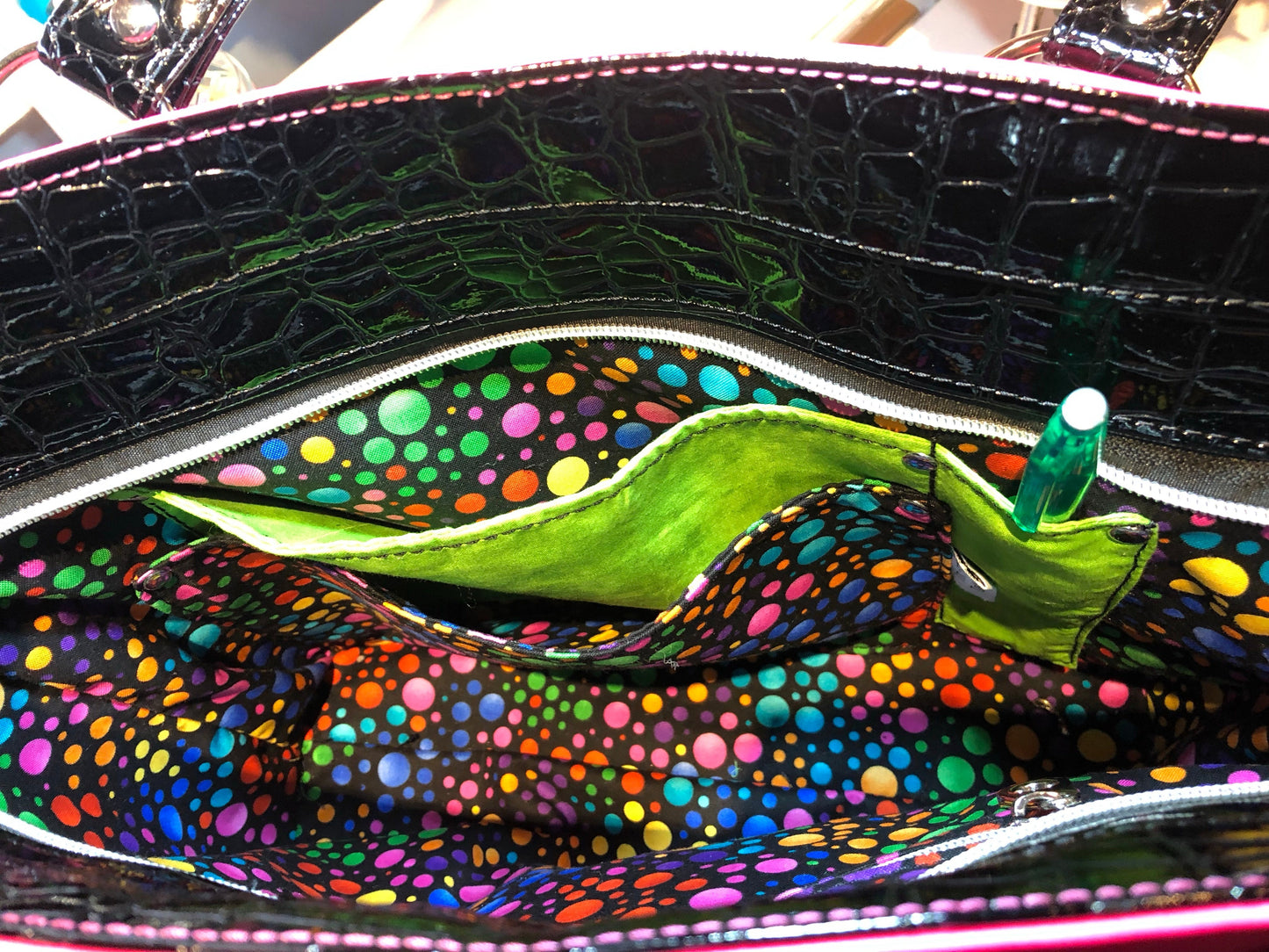 **SOLD** Hot pink tote w/ eye glass loop, ext slip + more