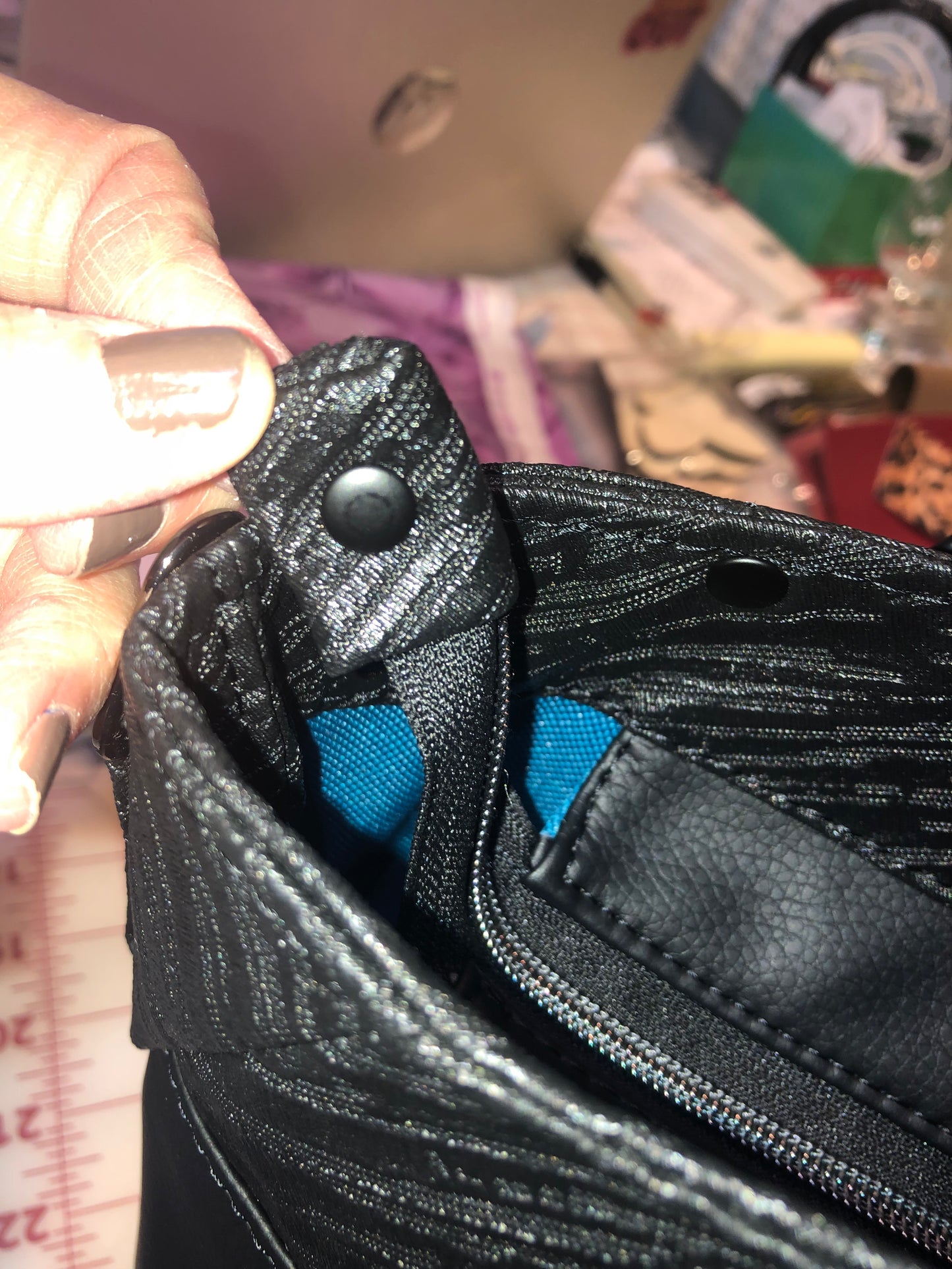Zipper end.