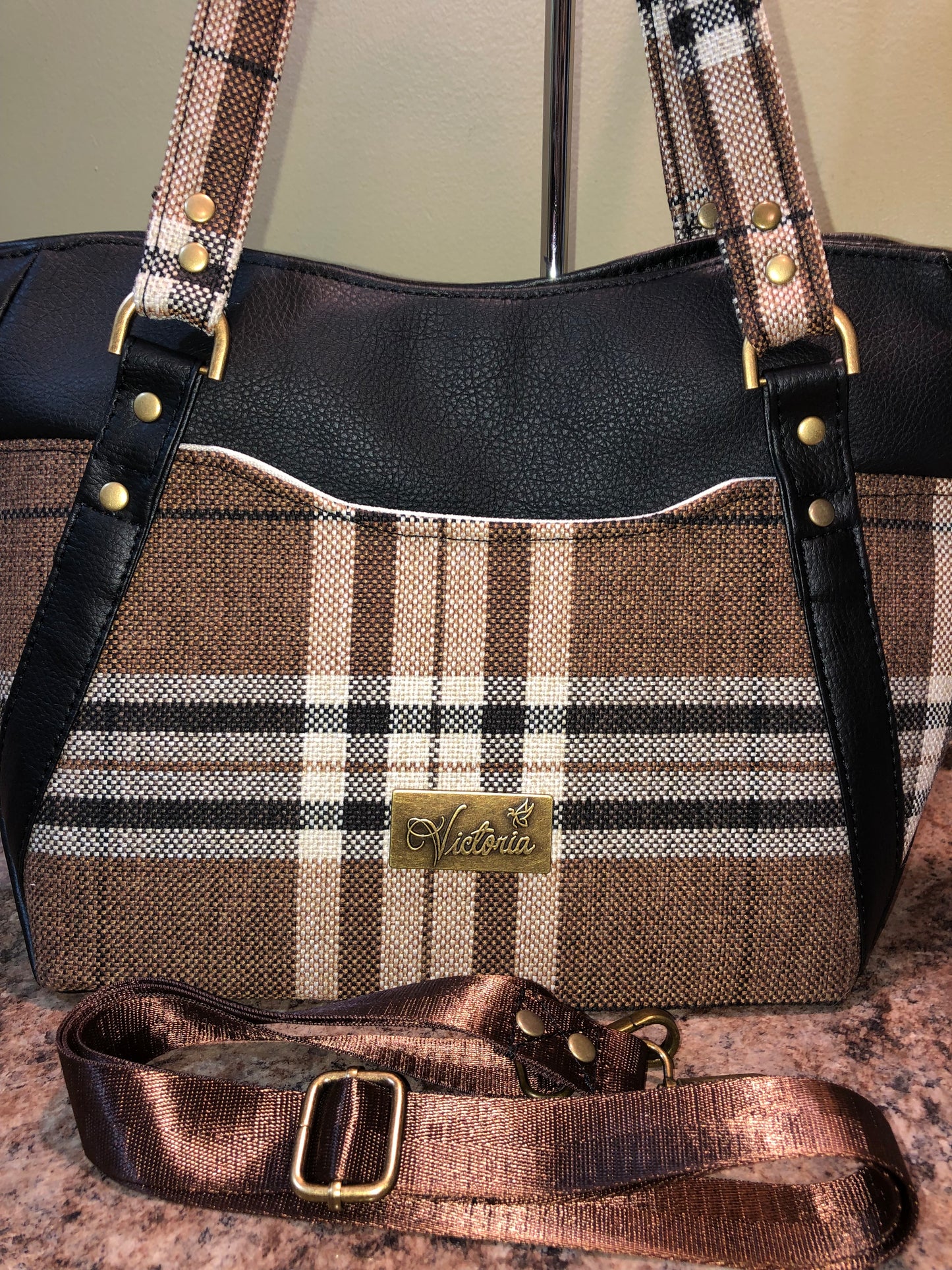 Classy brown & tan plaid handbag/crossbody