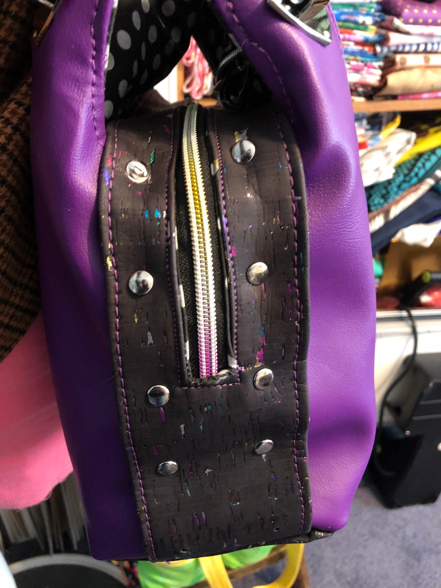 Divider handbag