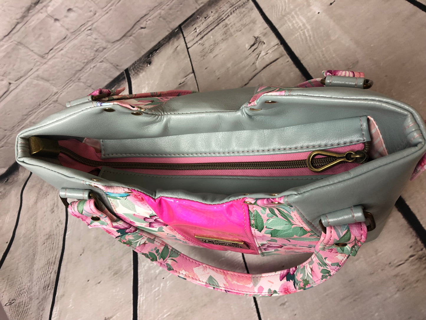 Crossbody handbag mint & pink