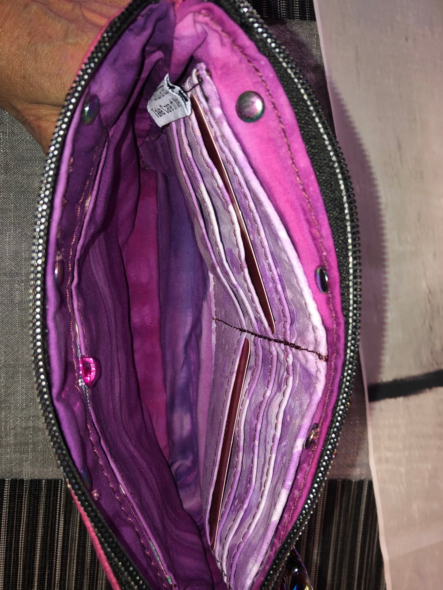 Neo crossbody, 2 exterior pockets, 3 strap option. Pic of interior & card slots